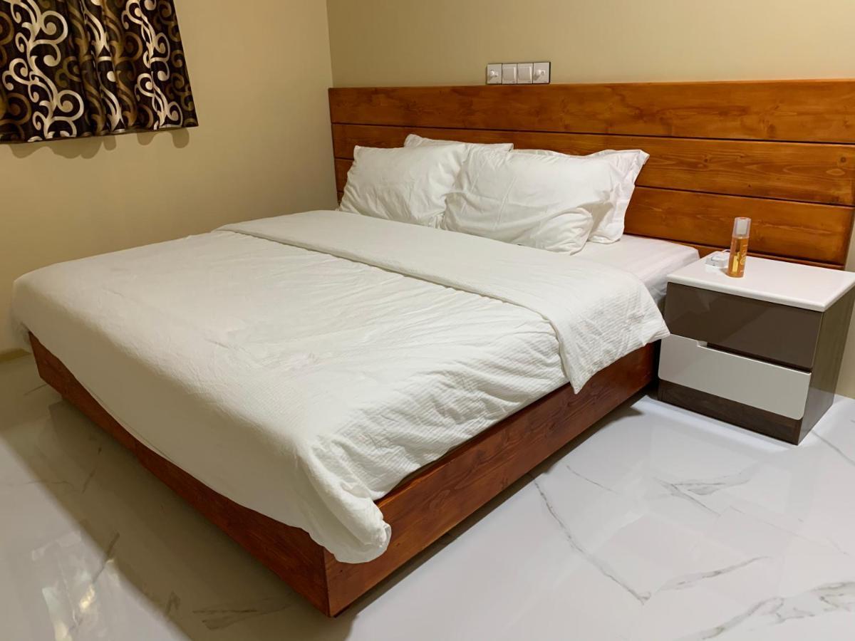 Endhaa, Divers Home Fuvahmulah Extérieur photo